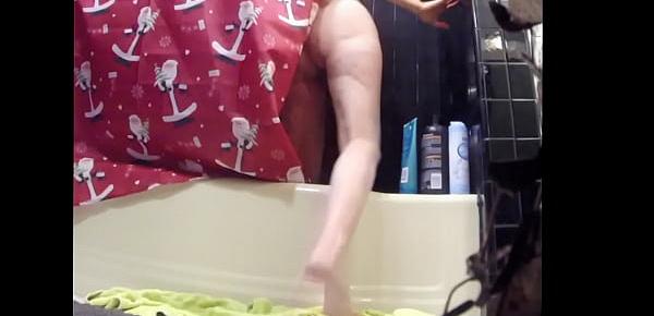  granny voyeur shower candid ass webfind